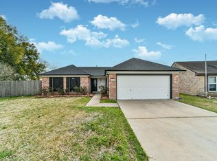 1613 Brook Meadow Dr, La Porte, TX 77571
