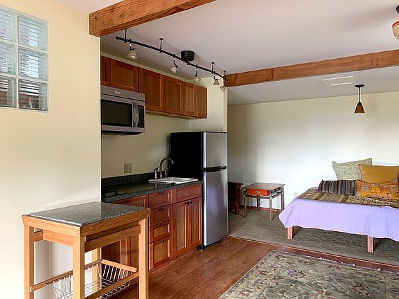 4th image of 44473 Fernwood Rd