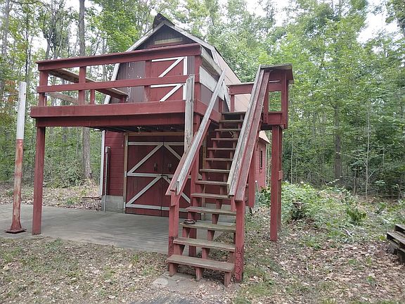 2nd image of 2069 Whitmarsh Rd