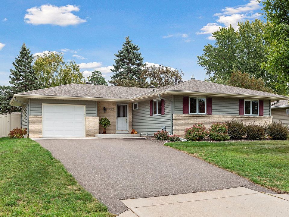 1st image of 1297 Woodhill Dr
