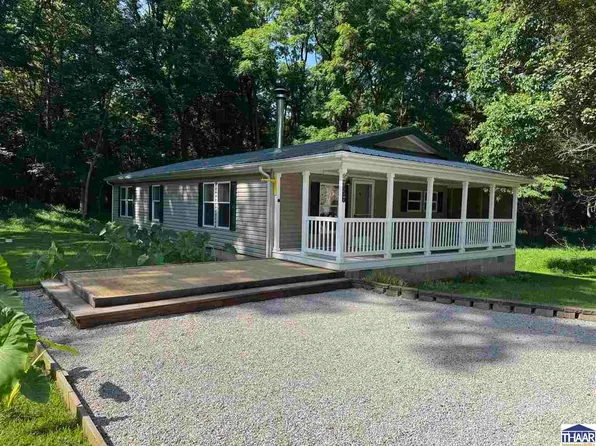 4707 W Four Seasons Dr, Rockville, IN 47872