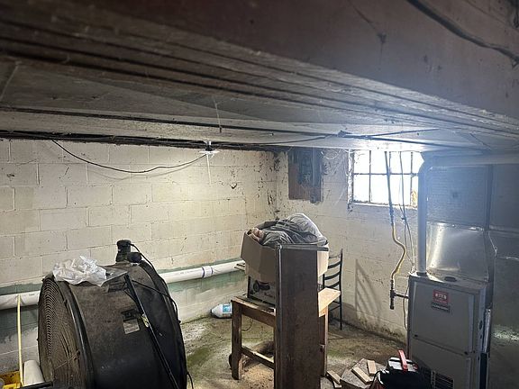 4th image of 6225 Rome South Rd