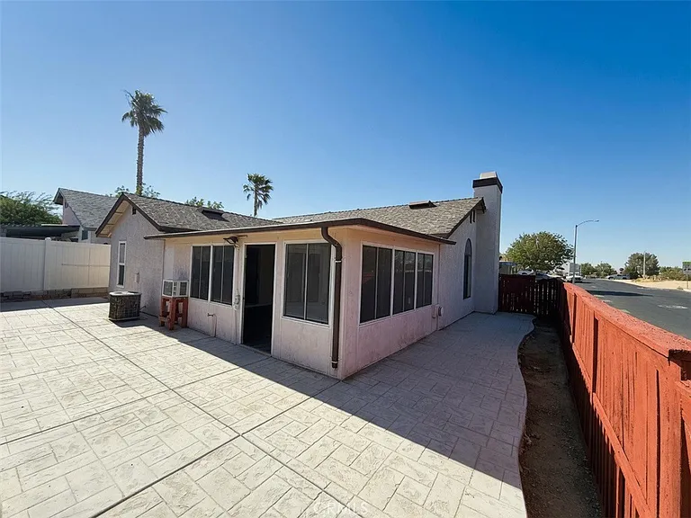 16893 Glennaire Ave — Photo 12