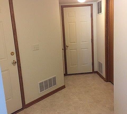 5th image of 514 Lakeside Dr #27