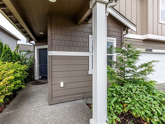 4th image of 2028 65th Street SE