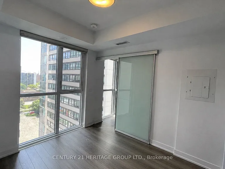 77 Mutual St #1401 — Photo 11