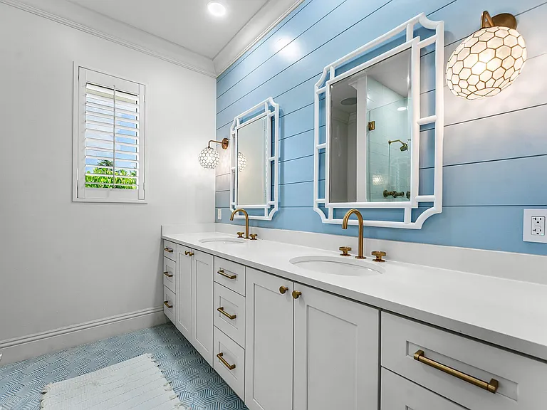 1022 Walnut Ter — Photo 33