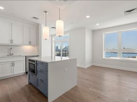 301 Border St, Boston, MA
