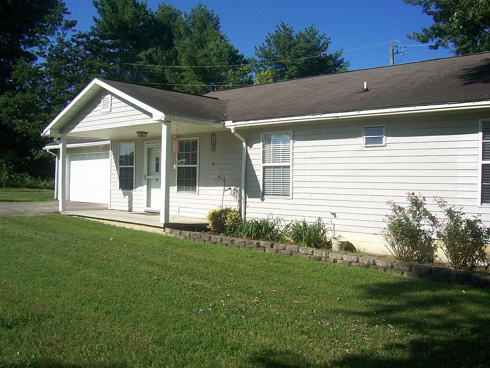 1st image of 4526 W Beaver Creek Dr
