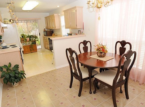 3rd image of 1206 Shakleford Cir