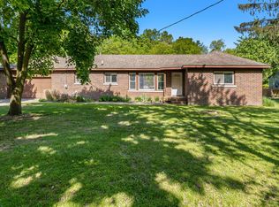 55 S Hospital Rd, Waterford, MI 48327