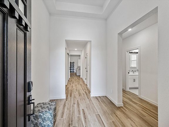 4th image of 7915 Driftwood Bay Dr