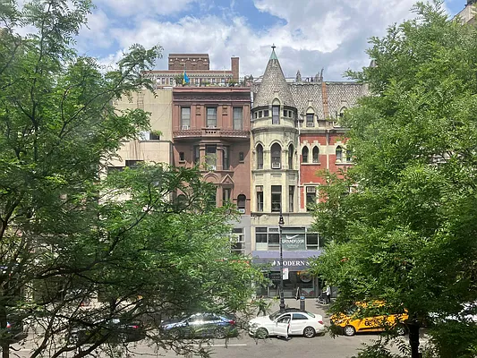 Rented by City Connections Realty | media 5