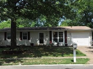 2004 Mantilla Dr, Florissant, MO