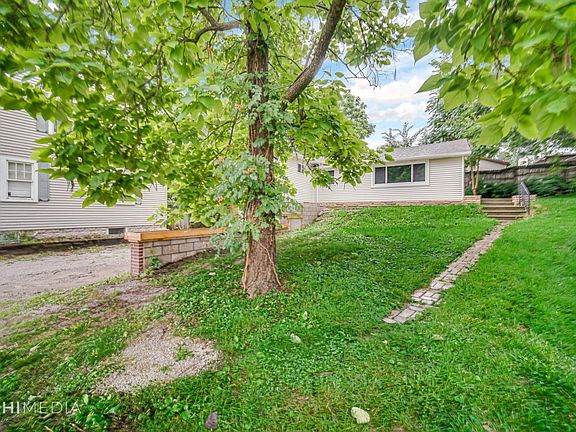4th image of 7401 W 140th Pl