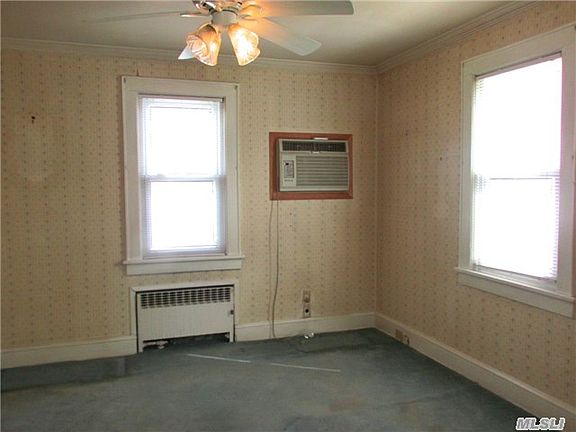 3rd image of 125 Magnolia Ave