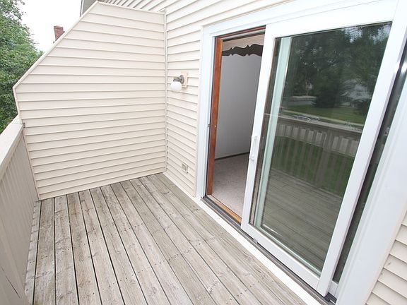 5th image of 10220 W Parkedge Cir