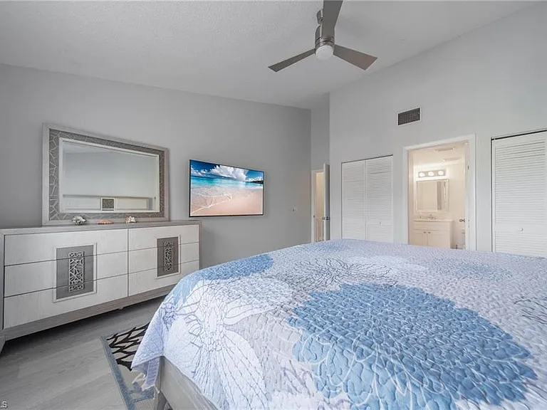 820 Meadowland Dr #D — Photo 10