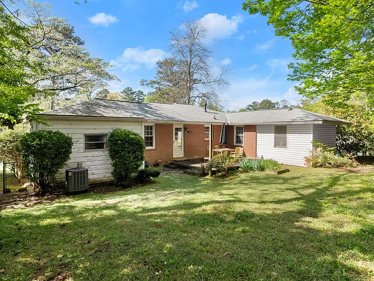 1074 Willivee Dr — Photo 21