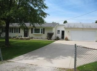 6040 North Rd, West Jefferson, OH 43162