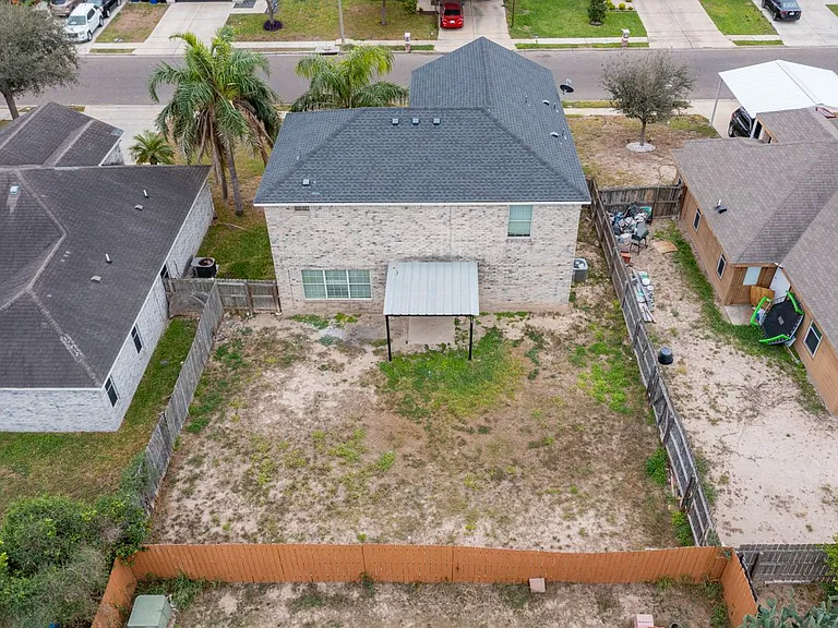 4416 Thunderbird Ave W — Photo 13