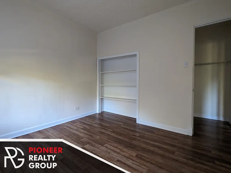 5425 N Kenmore Ave #5417-402 — Photo 9