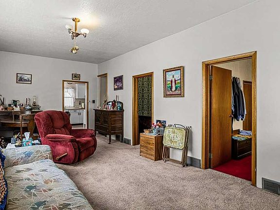 5th image of 5 W Mount Laurie Rd