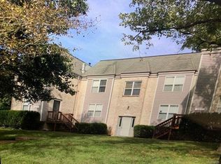 10217 Squire Meadows Dr, Saint Louis, MO 63123