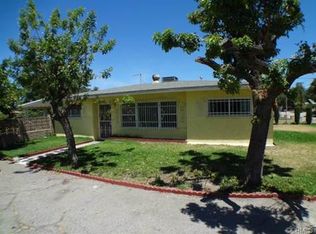 1215 Webster St, Redlands, CA 92374