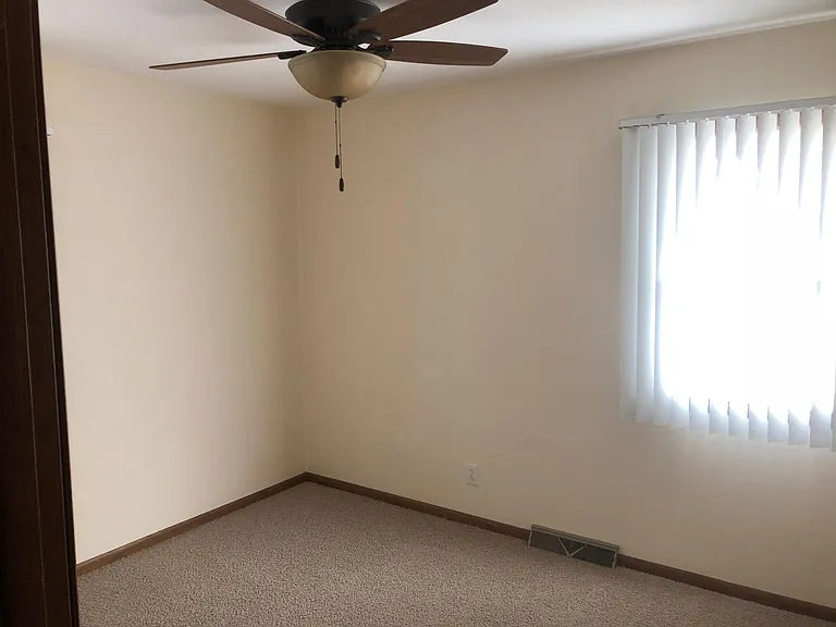 701 Vine St — Photo 11