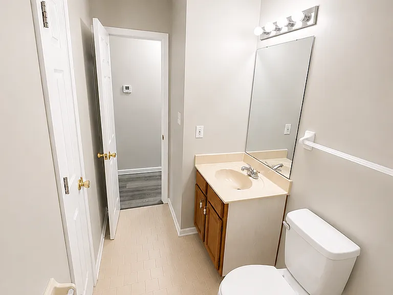 9277 Grove Manor Dr — Photo 11