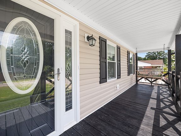 4th image of 111 Forest View Dr