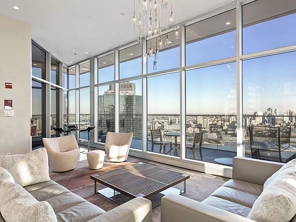 5th image of 75 Wall St APT 27B