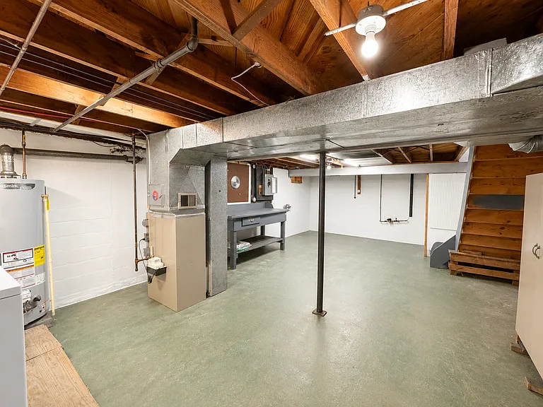 509 Torrance Ave — Photo 11