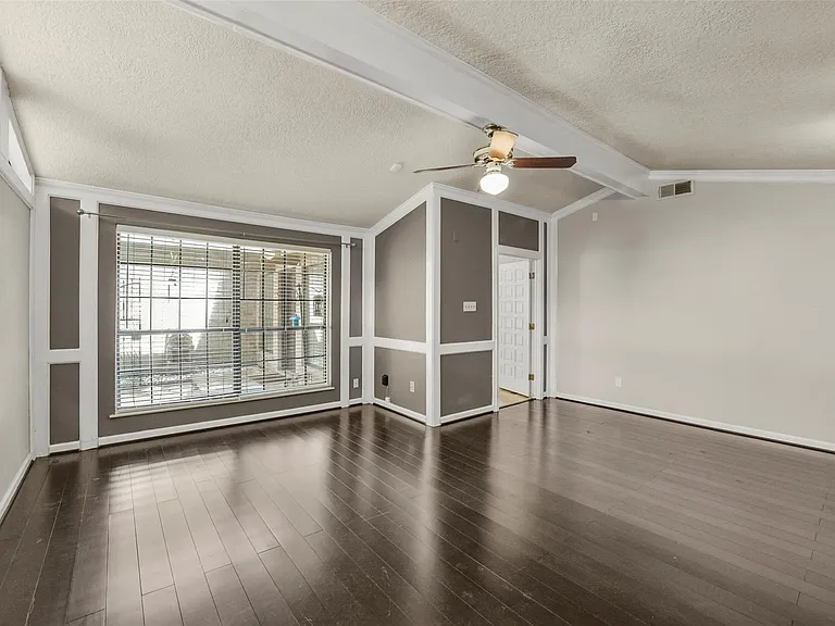 5147 Beechnut St — Photo 23