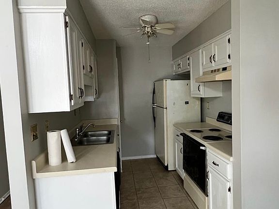 4th image of 1530 Beaver Trail Dr