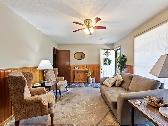 2nd image of 4905 Popperdam Creek Dr