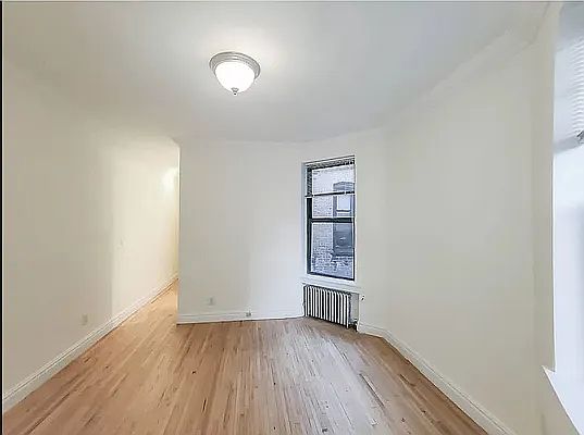 2nd image of 210 E 83rd St APT 4B