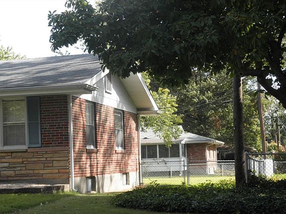 3rd image of 9608 Griffin Dr