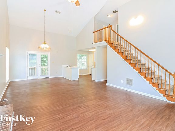 3rd image of 1742 Hearthstone Way