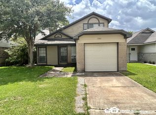 1302 Chelsea Ln, Pearland, TX 77581