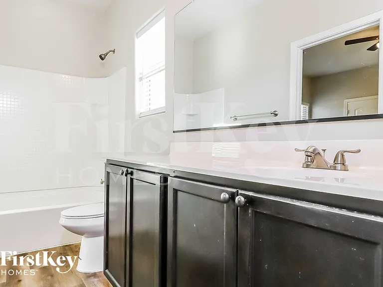 19280 W Madison St — Photo 13