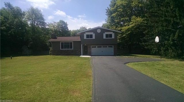 1st image of 8671 Bainbridge Rd
