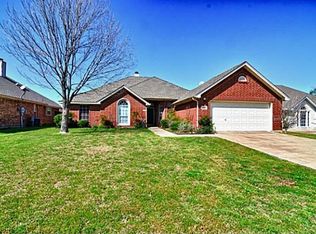 1505 New Haven Dr, Mansfield, TX 76063