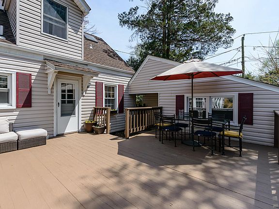 4th image of 545 Ellison Ave