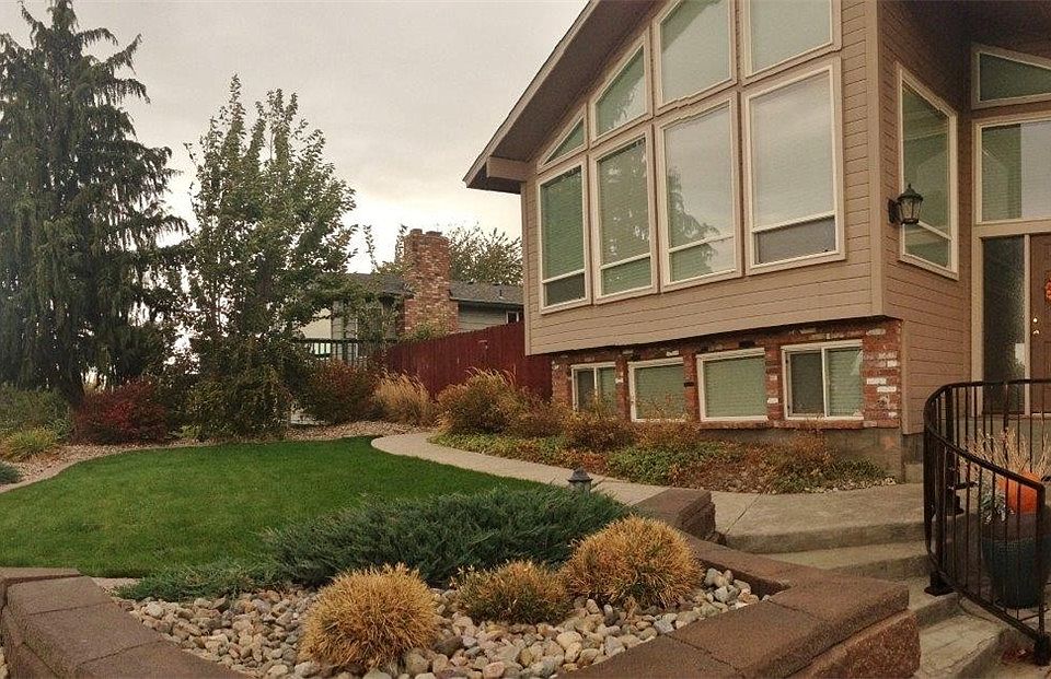 1st image of 9 Pelican Pl NE