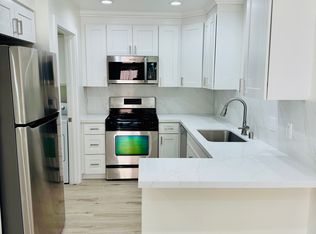 211 S Camino De Paz, Anaheim, CA 92807