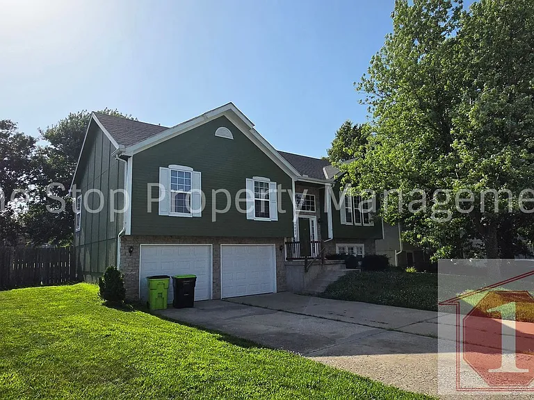 16002 Harold Dr — Photo 1