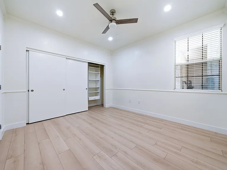 1830 N Buffalo Dr #1057 — Photo 11