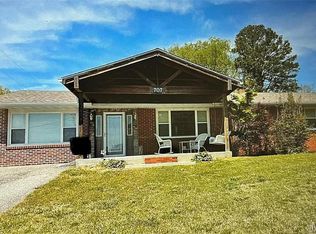 707 Union St, Marble Hill, MO 63764